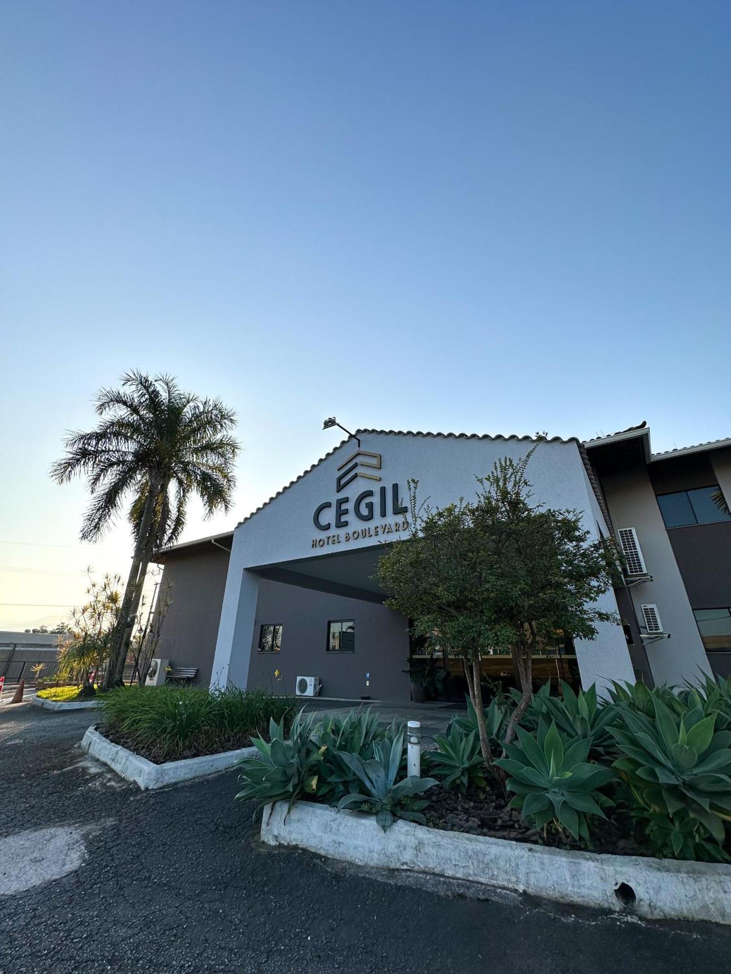 Cegil Hotel Boulevard 헤젠지 외부 사진